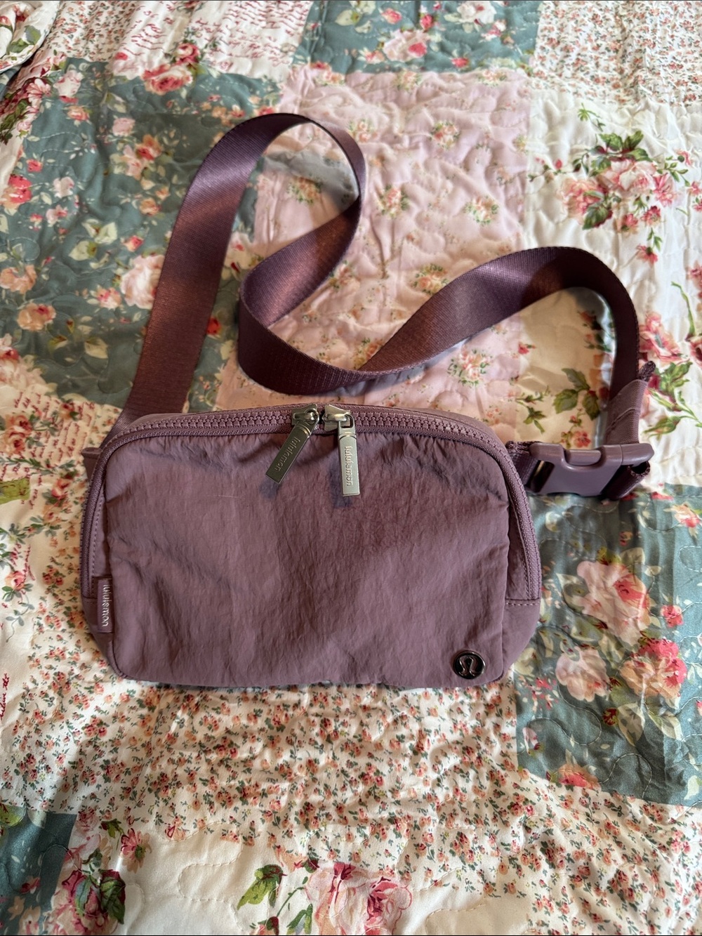 lululemon athletica Crossbody Belt Bag with Adjustable Strap